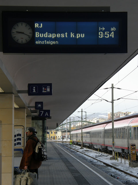 Bécs, Vienna, Wien, denkmal, Westbahnhof, pályaudvar, Ausztria, Österreich, OBB, vasút