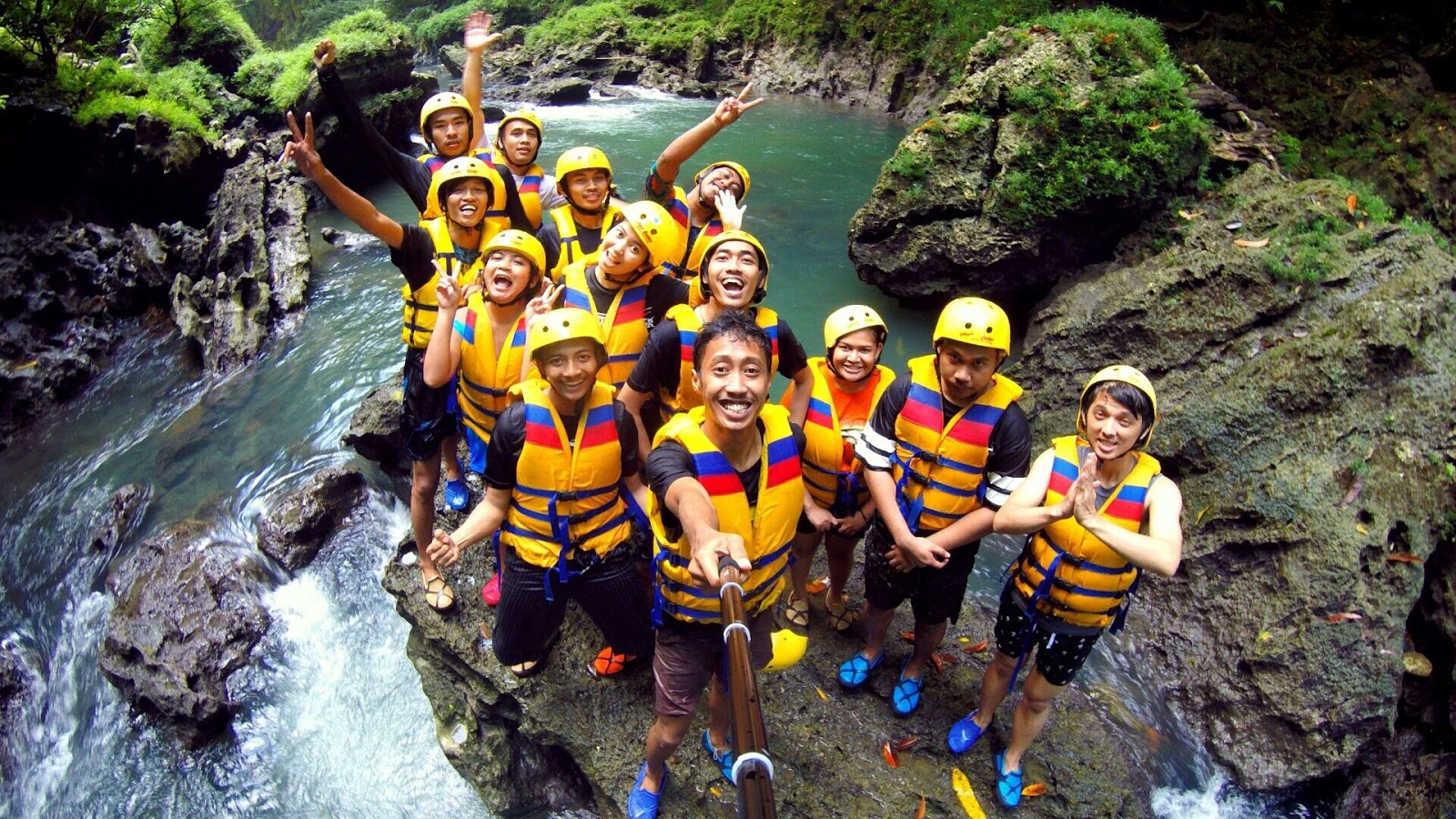 Paket Wisata Body Rafting Green Canyon Jarak 5 Km & 10 Km ...