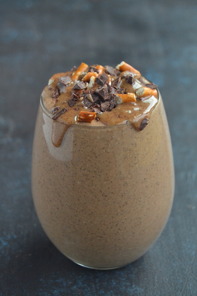 Chocolate Peanut Butter Chia Seed Pudding takes less than 5 minutes to make and is protein, fiber and omega-3 packed for the perfect breakfast or snack tasting like a chocolate peanut butter dessert! www.nutritionistreviews.com