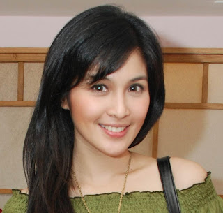 foto sandra dewi Wanita Tercantik Indonesia   Foto dan Profile