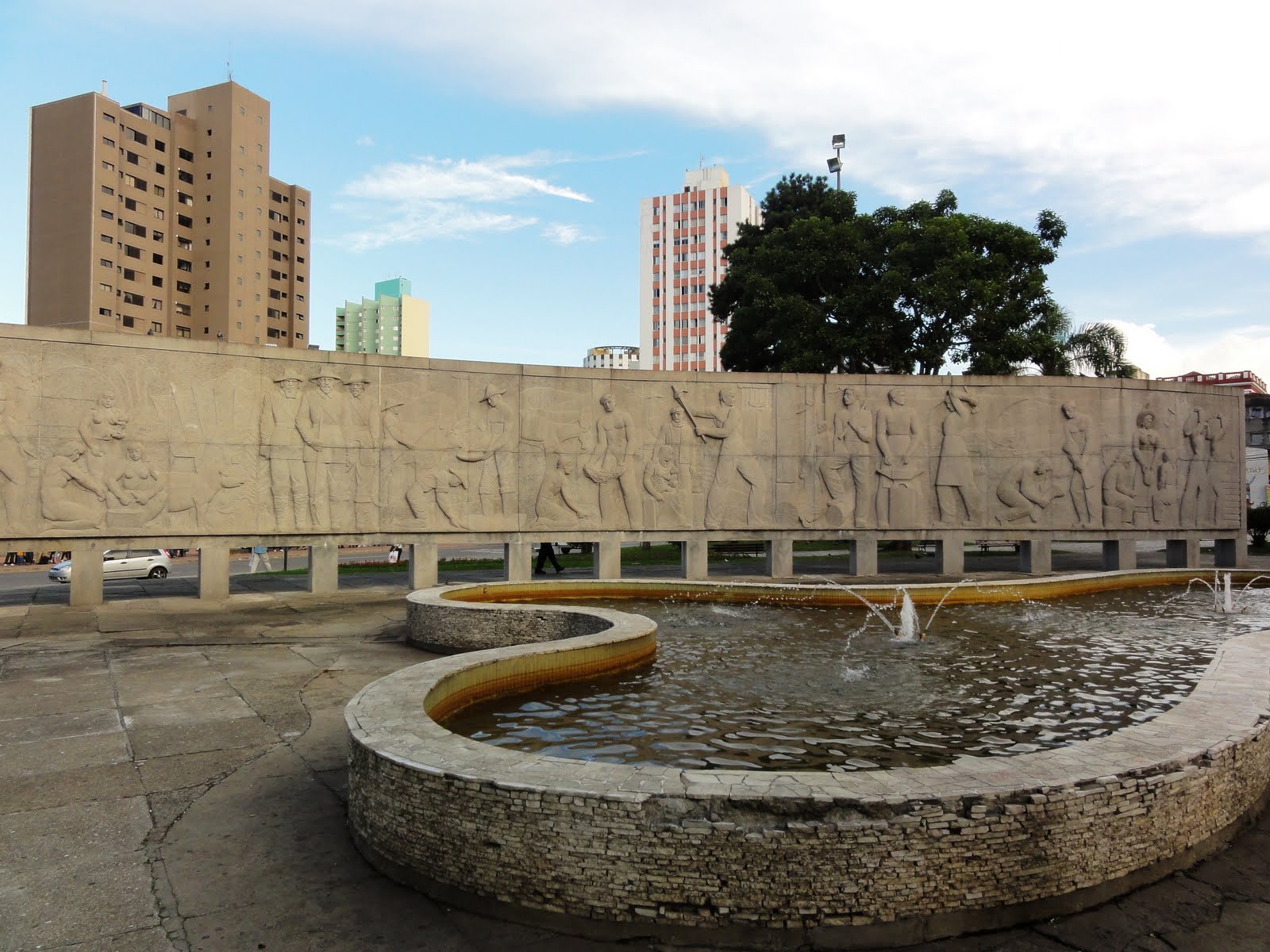 Curitiba para não Curitibanos: Praça 19 Dezembro