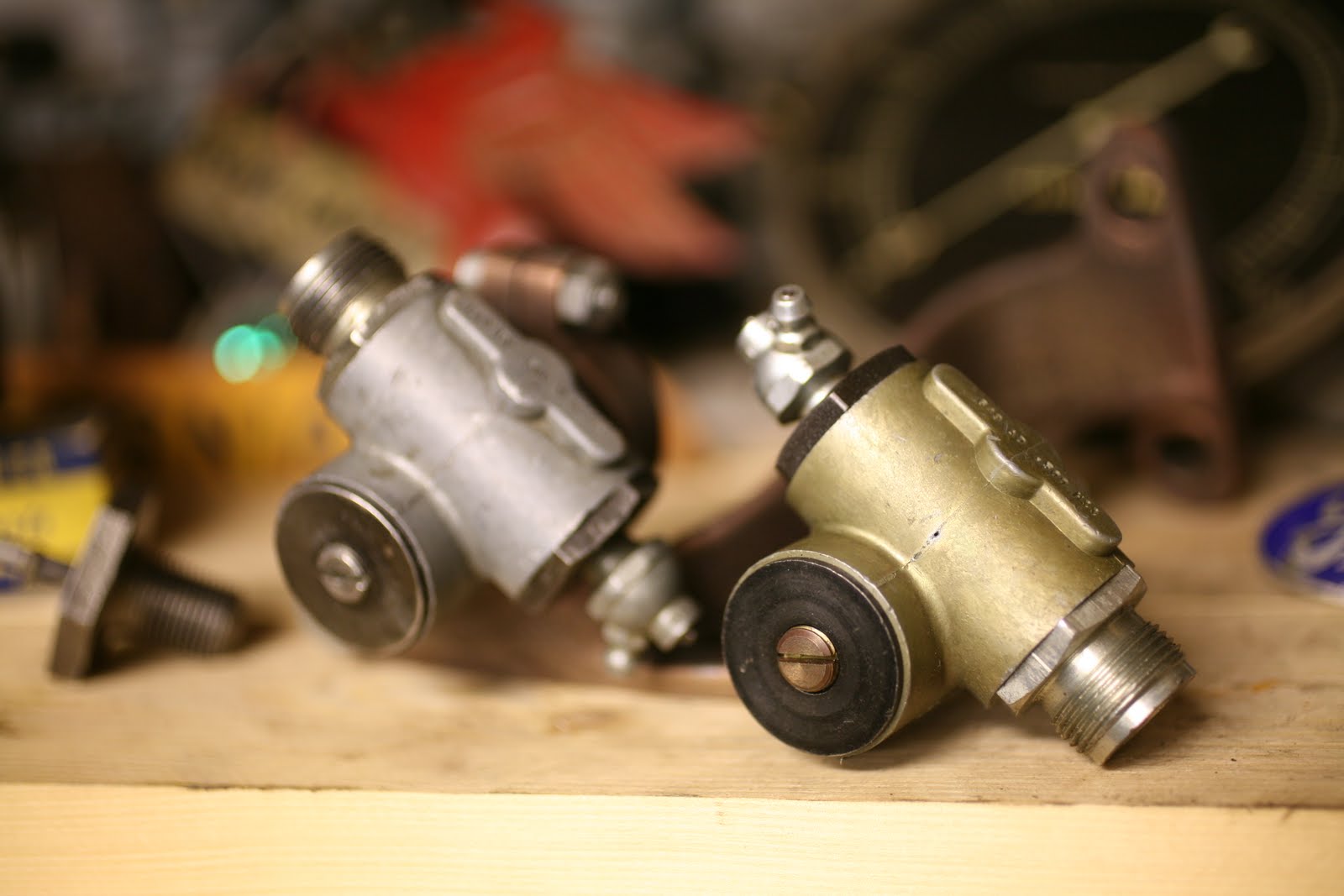 PLANET MOTHERFUCKERS: Stewart Warner tachometer angle drive