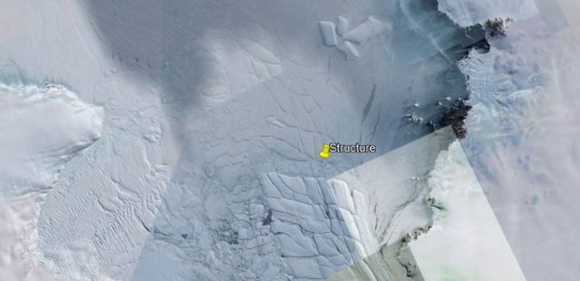 Something is melting out of the Antarctic Ice Sheet Structure%2BAntarctic%2BIce%2BSheet%2B%25284%2529