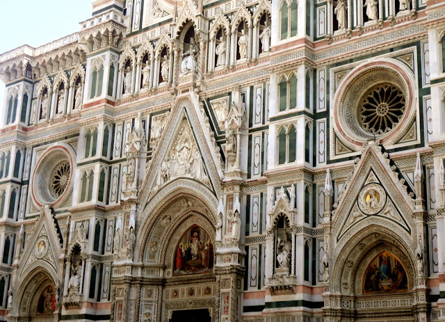 Details on the exterior of the Cathedral of Santa Maria del Fiore in the Piazza del Duomo, Florence, Italy