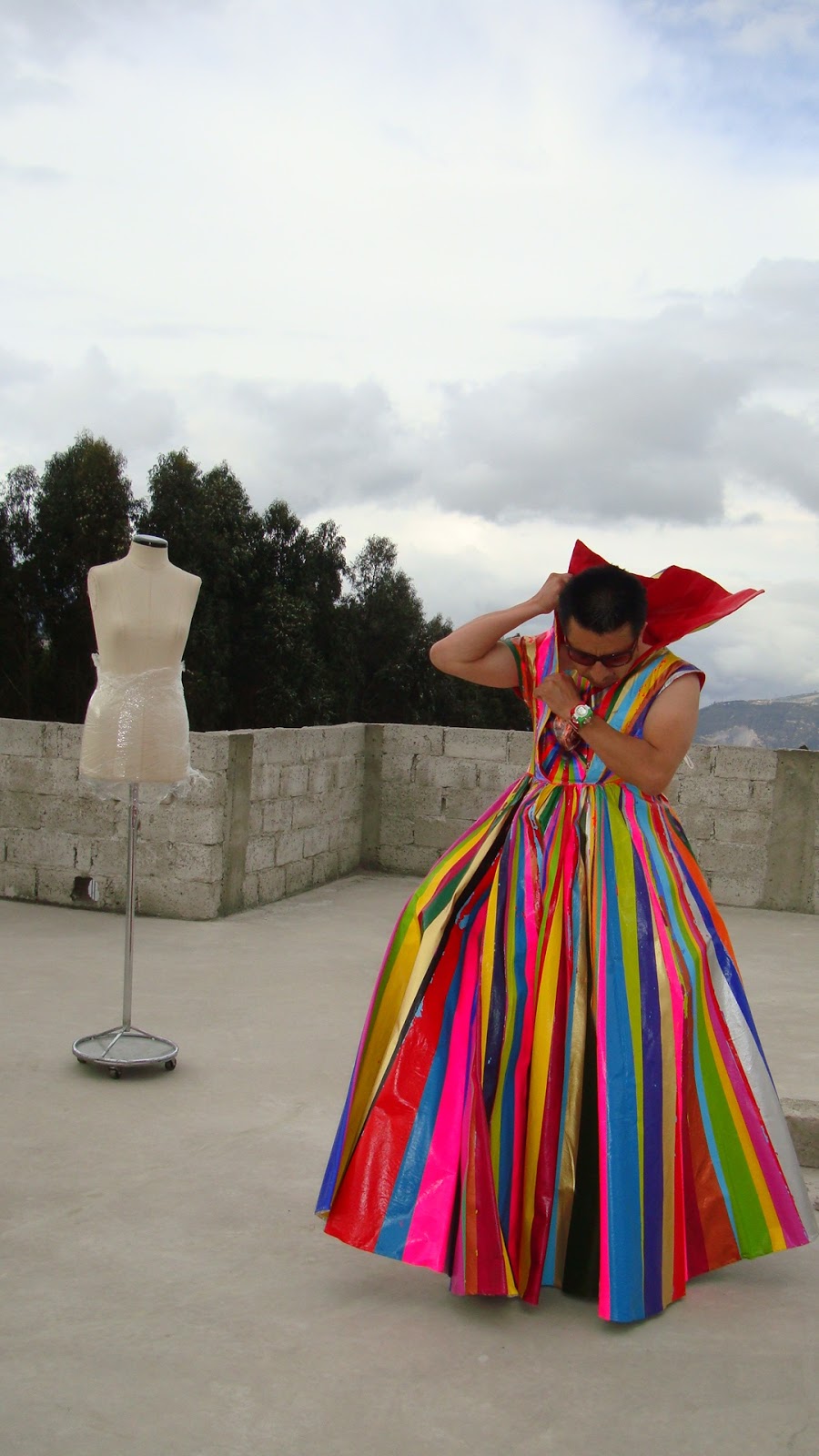 Río Revuelto: Wilson Paccha - Tronchas de Narnia / Galería Ileana Viteri