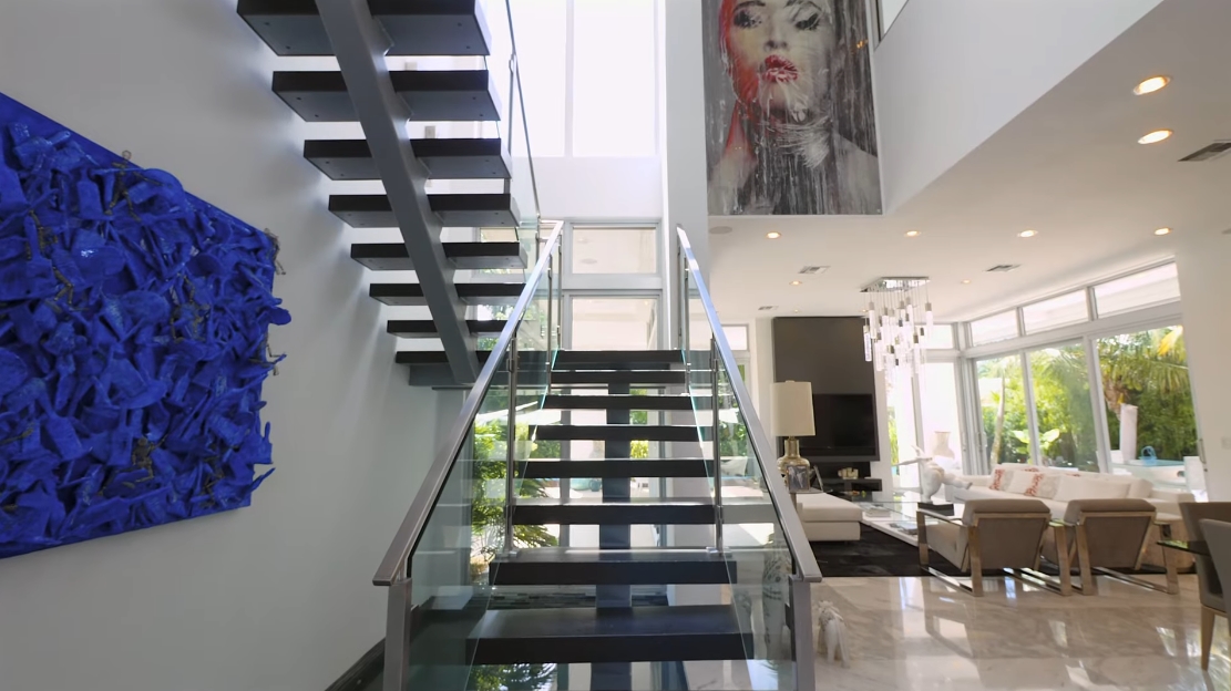 Tour 120 N Hibiscus Dr, Miami Beach FL vs. 40 Interior Design Photos