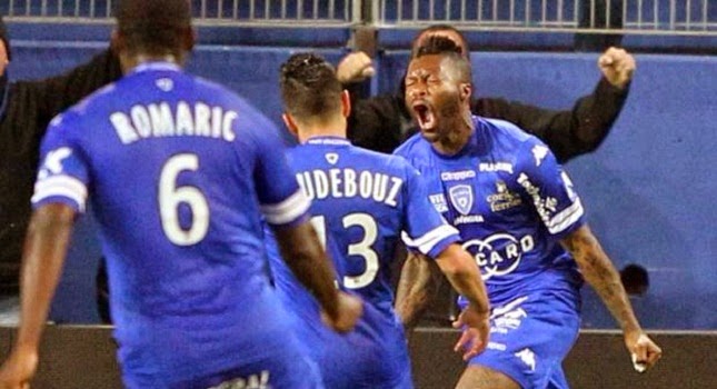 Με ηγέτη τον Σισέ!