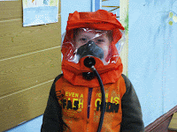 (ФОТО) Сотрудники 117 ПСЧ провели экскурсии для детей в пожарной части 