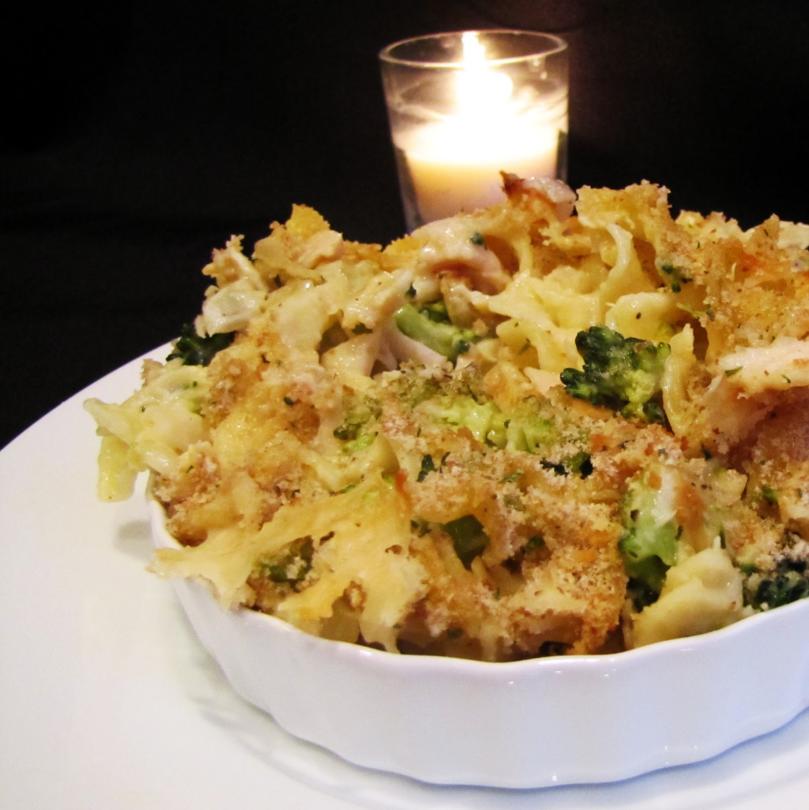 Rumbly in my Tumbly: Creamy Chicken & Broccoli Noodle Casserole