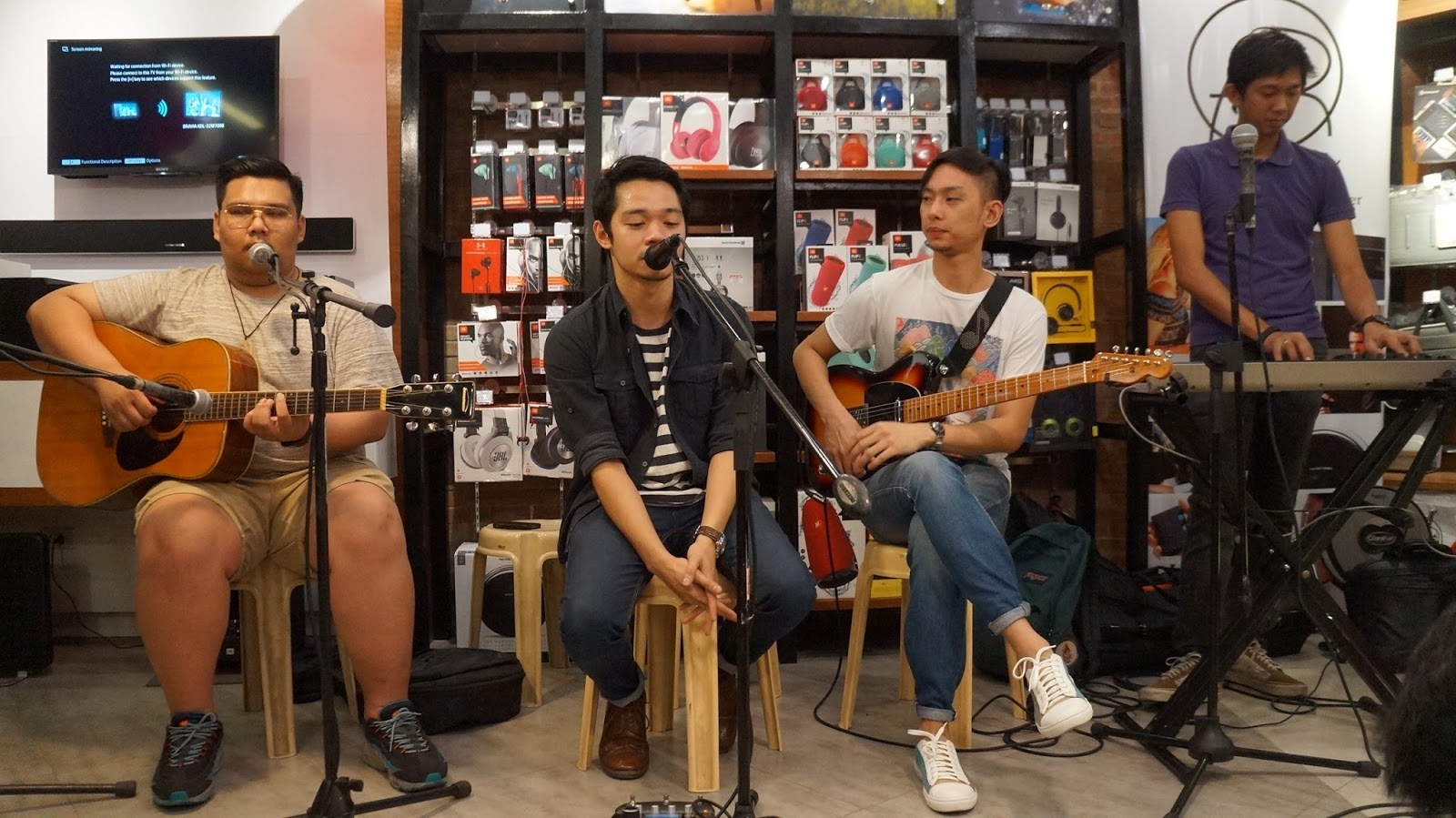 Jensen and the Flips Band Featured at A. Refinery Jam Sessions Wazzup