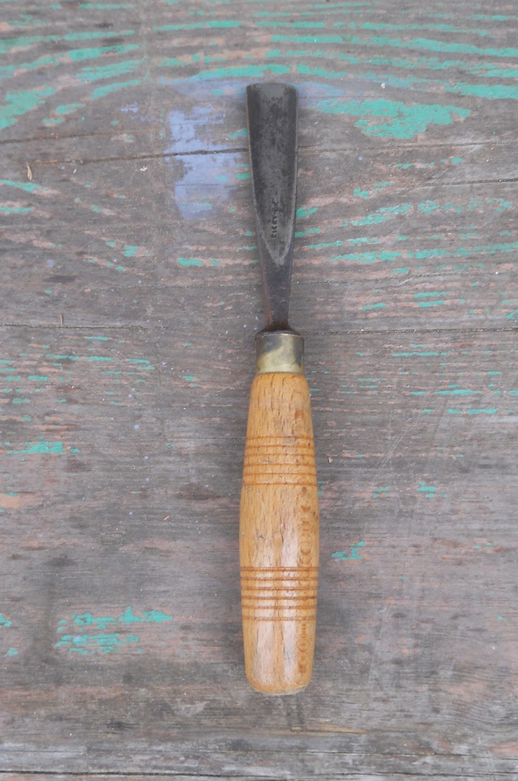 Renovating a vintage secondhand (or third or fourth or fifthhand!) 'Addis' woodcarving tool