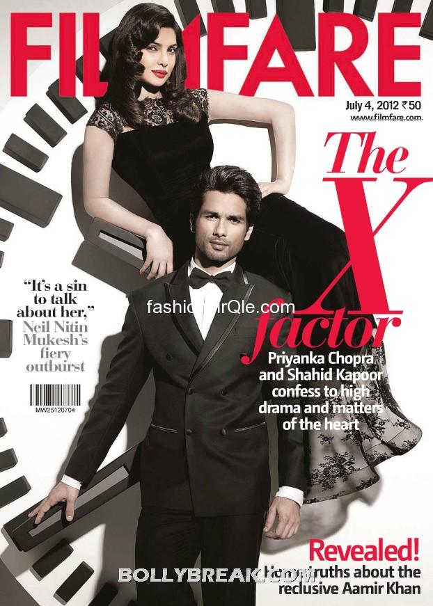 Priyanka and shahid look  very sophisticated yet daring in this shot - (3) -  Shahid Kapoor & Priyanka Chopra’s Filmfare – July 2012