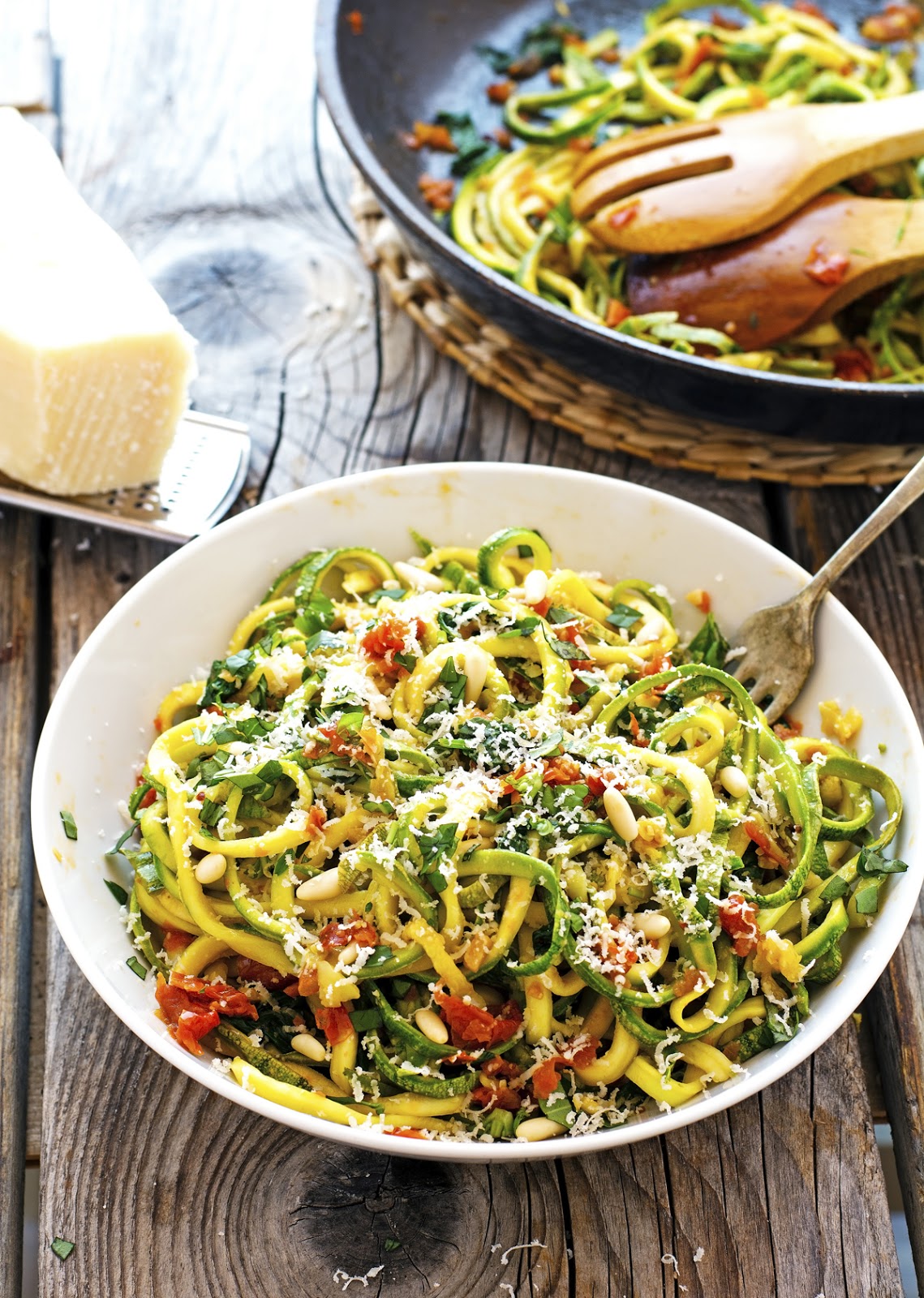 Spinach and Sun-Dried Tomato Zoodles