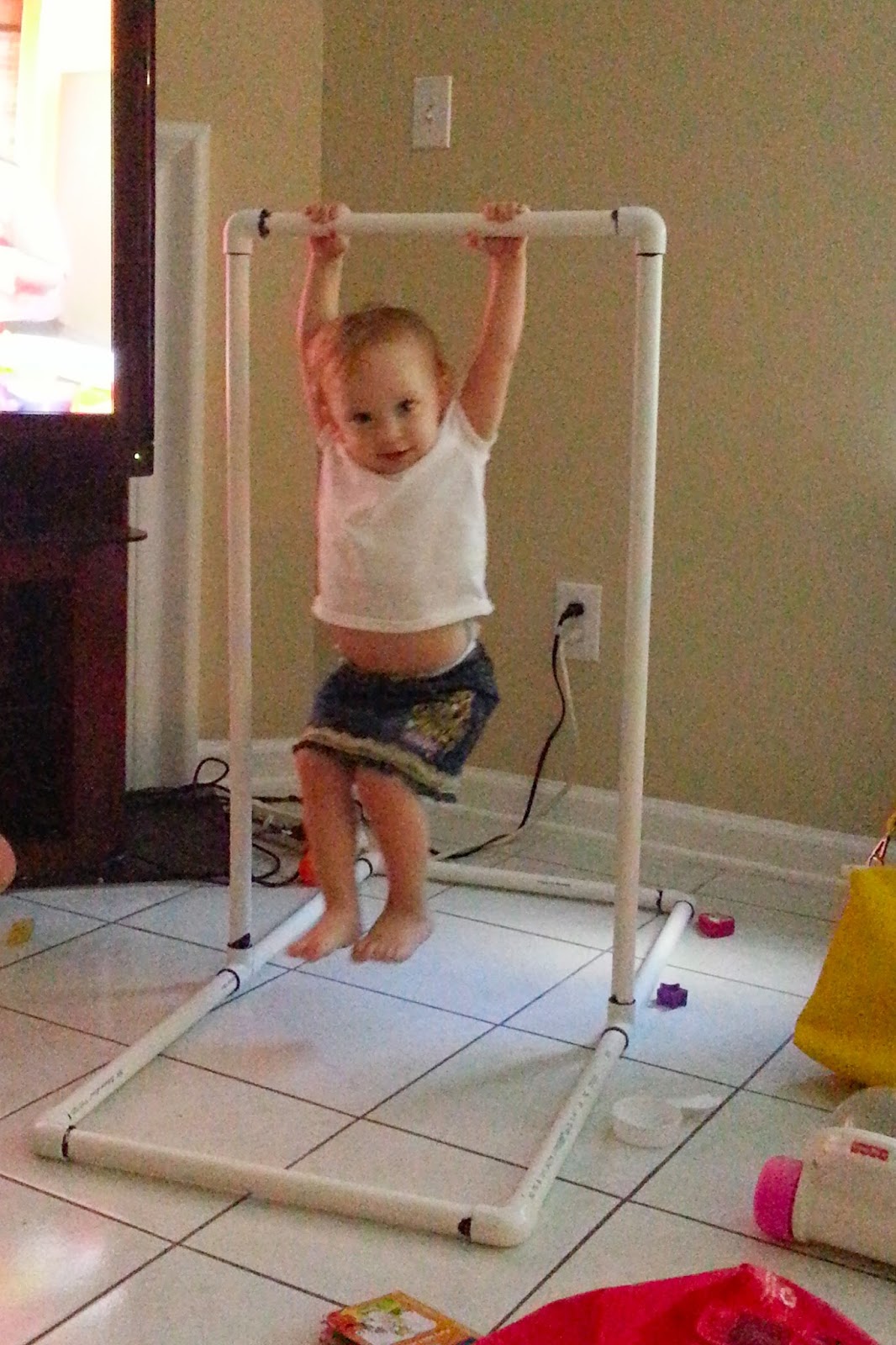 Working Supermom Homemade Hanging Bar