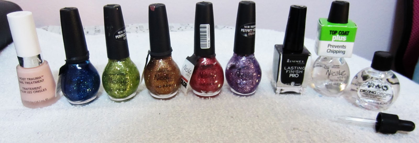 Nail E Designs Nicole by OPI Glitter extravaganza