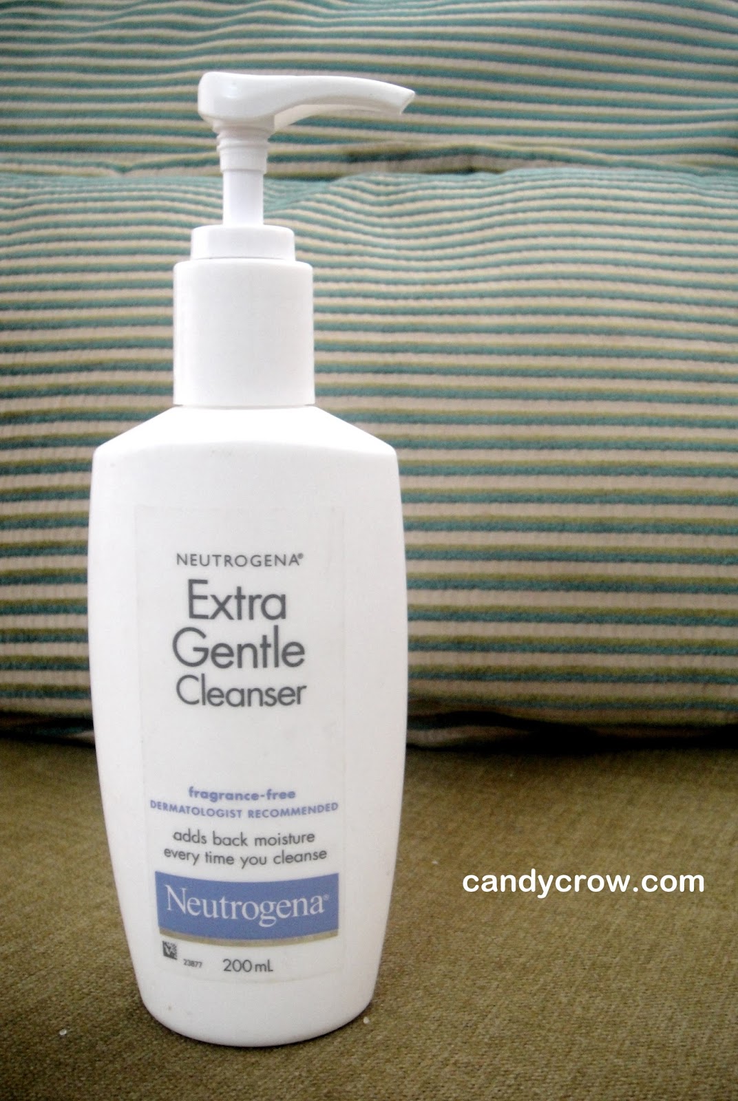 Neutrogena extra gentle cleanser review