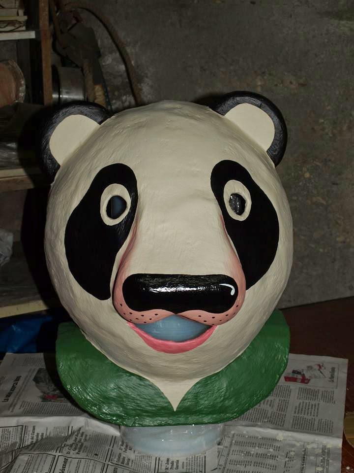 cabezudo oso panda