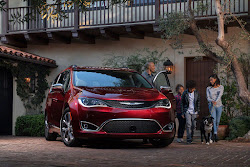chrysler pacifica goodbye says town country welcomes