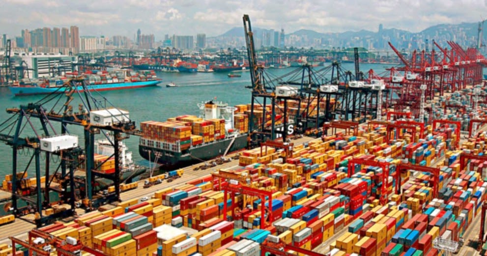 Sea Ports of world World busiest cargo Sea Port (Port of Shanghai, China.)