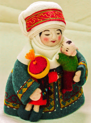 kyrgyzstan art craft textiles, kyrgyzstan holidays tours, silk road tours