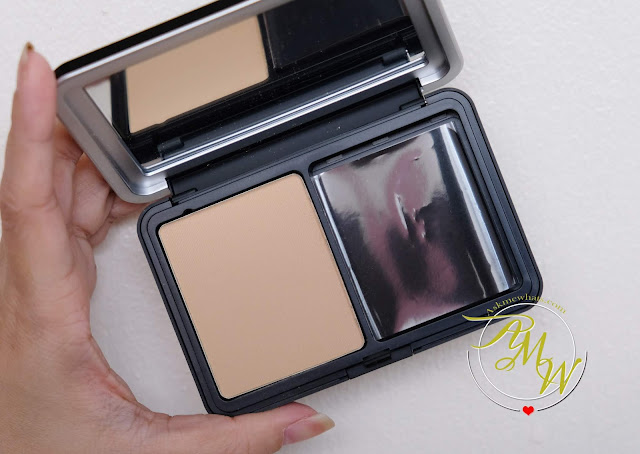 a photo of Make Up For Ever Matte Velvet Skin Blurring Powder Foundation review by Nikki Tiu of www.askmewhats.com