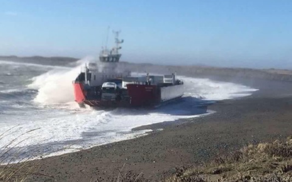 choque-barcaza.jpg