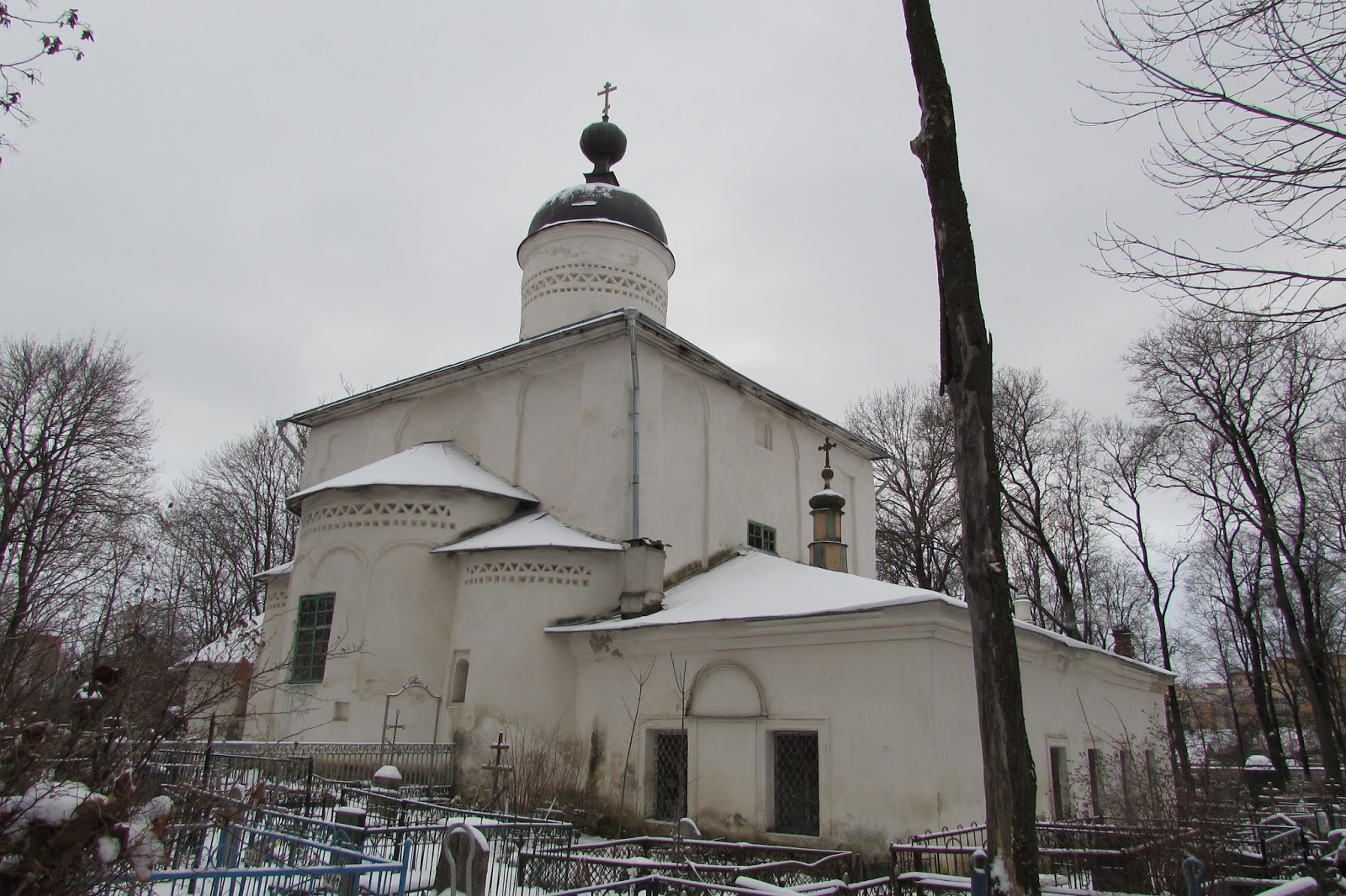 церковь жён мироносиц завеличье псков. псков церковь на завеличье. храм жен мироносиц псков. храм жен мироносиц псков. церковь жён-мироносиц псков.