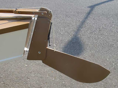 Instant Boat---Indeed......: A Turning Point, the evolving rudder...