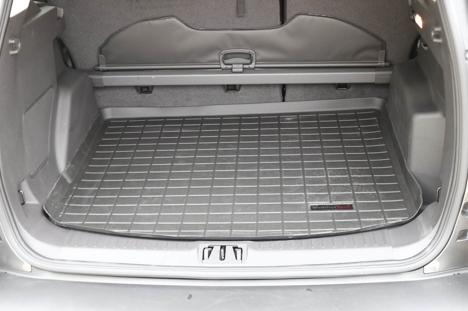 Covering Classic Cars : 2017 Ford Escape Custom Fit Vehicle Protection