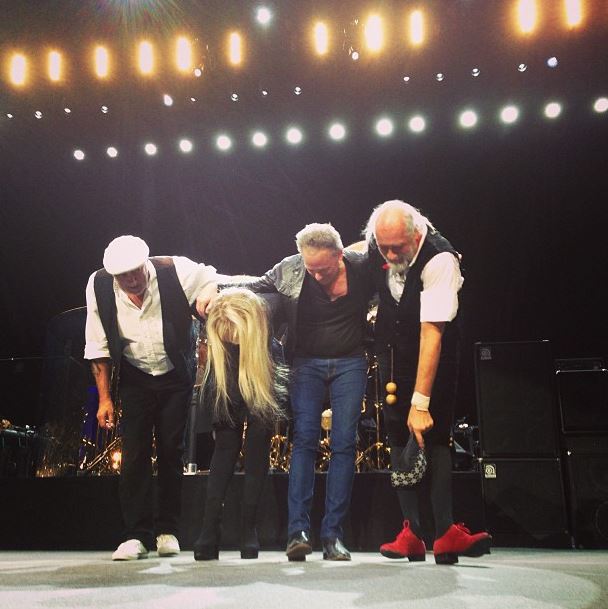 Fleetwood Mac News CONCERT REVIEW PHOTOS Fleetwood Mac Columbus, Ohio
