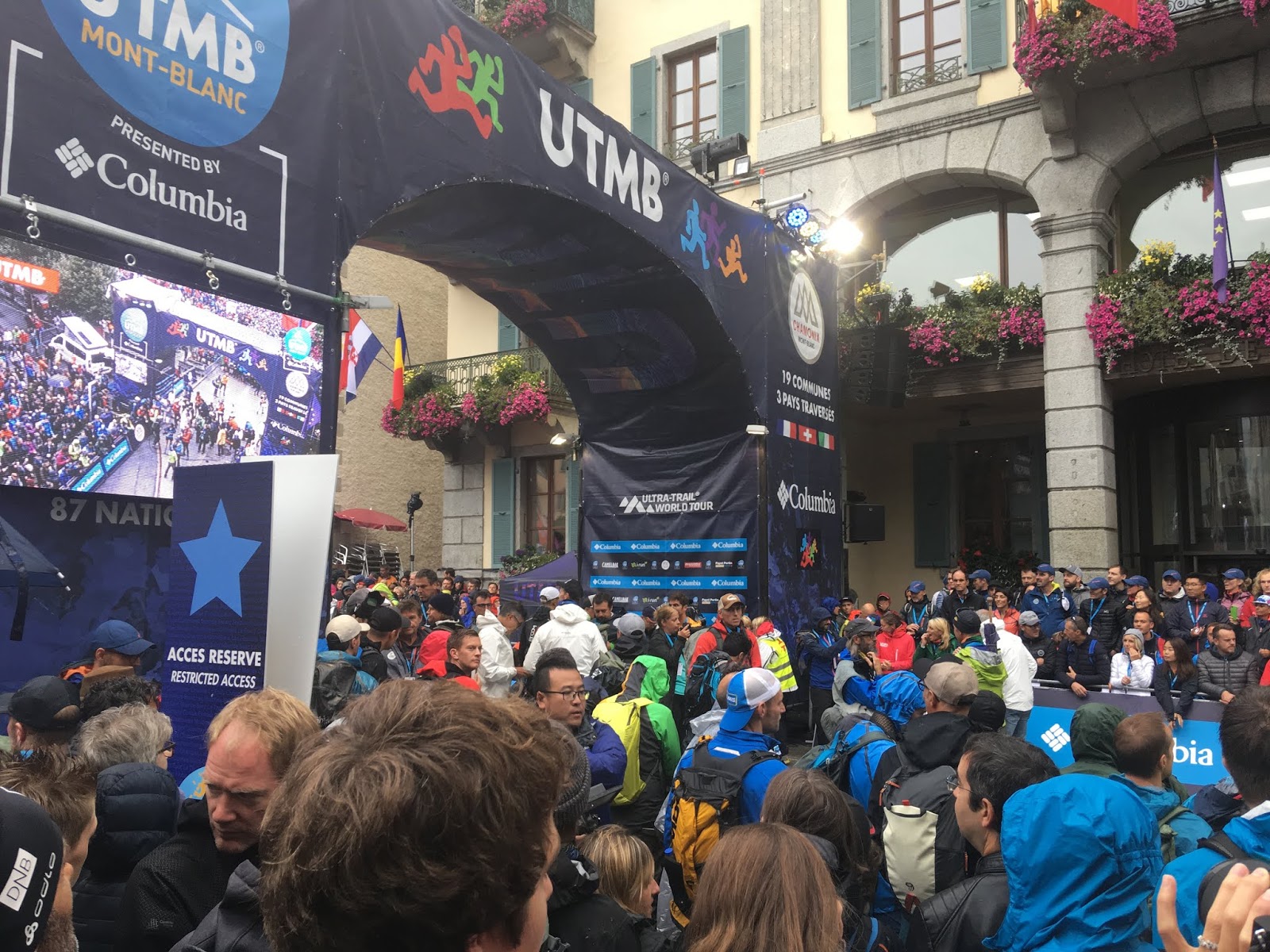 Hawks Travels and Trails Chamonix TDS 75 mile Ultramarathon Race