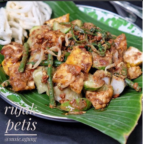 Cara Membuat Rujak Petis Baca Resep