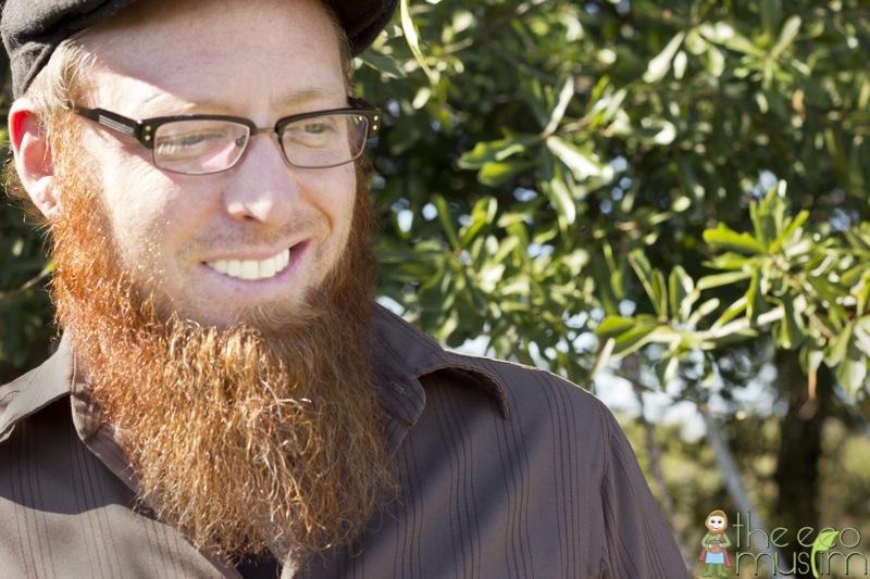 How To Grow An Organic Beard | @TheEcoMuslim
