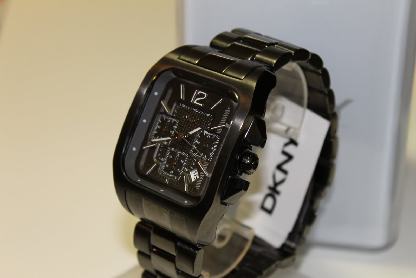 STRICTLY4MEN DKNY MENS GUNMETAL CHRONOGRAPH WATCH NY1460