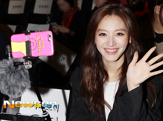 오늘자 서울패션위크 레인보우 김재경 | 인스티즈