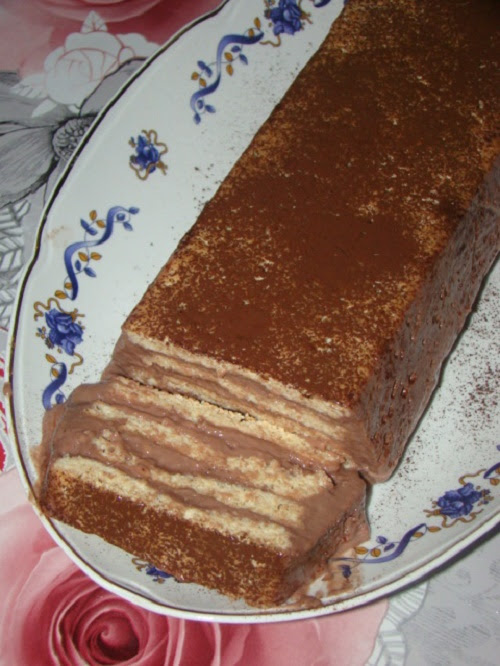 Prajitura cu foi si budinca de ciocolata - dukan style