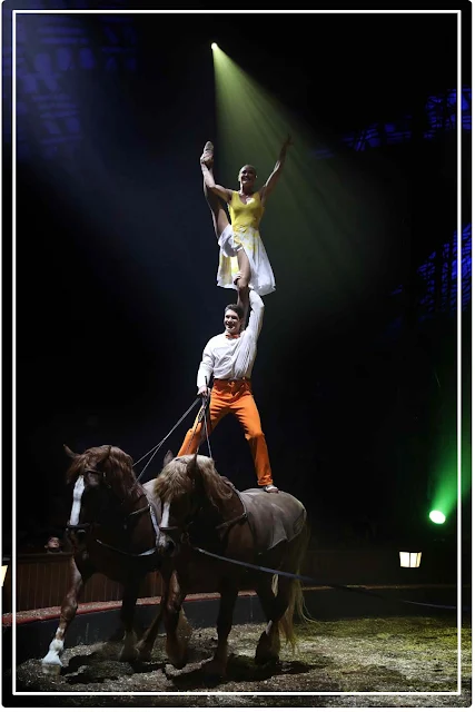 voltige aérien et cheval avec Svetlana Lobova et Firmin Gruss  ( Origines)