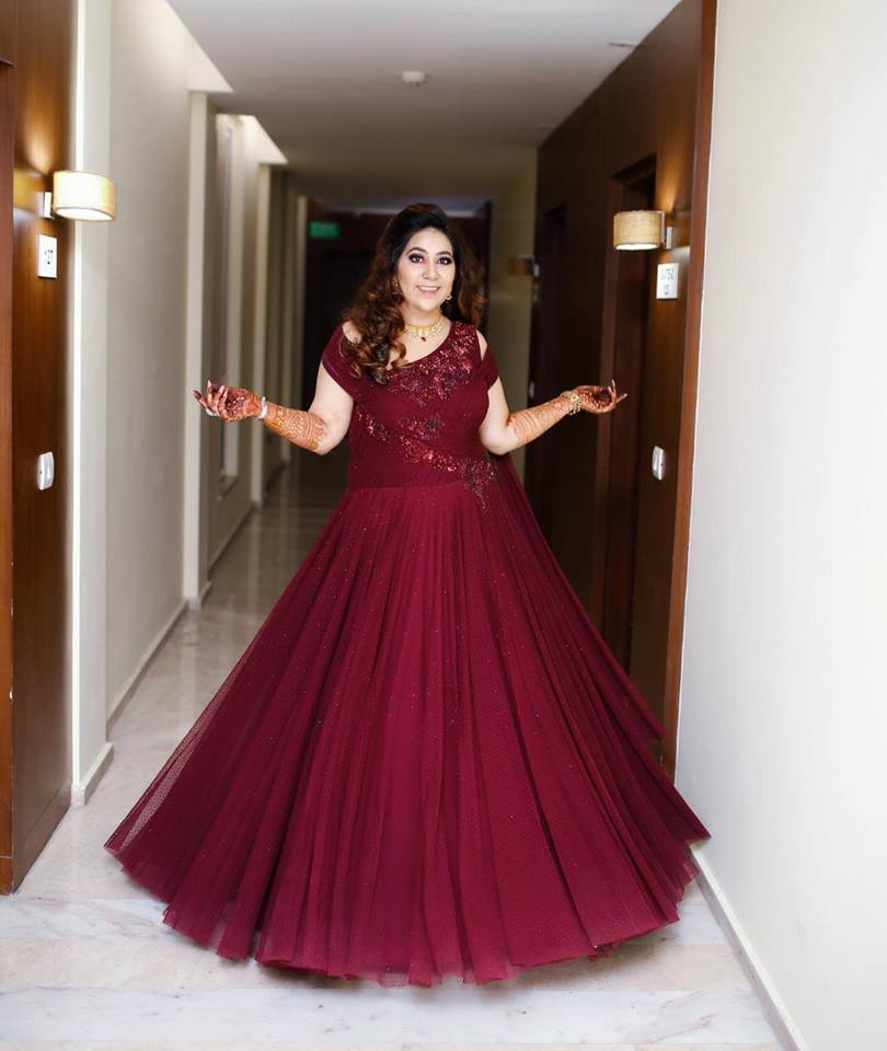 G183 (5), Wine half Sleeves Gown, Size (XS-30 to XL-40) – Style Icon  www.dressrent.in
