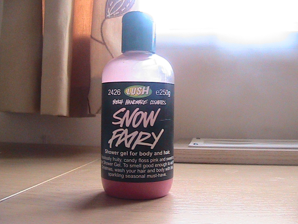. LUSH Snow fairy Body wash (Sparkles & Bubblegum.)
