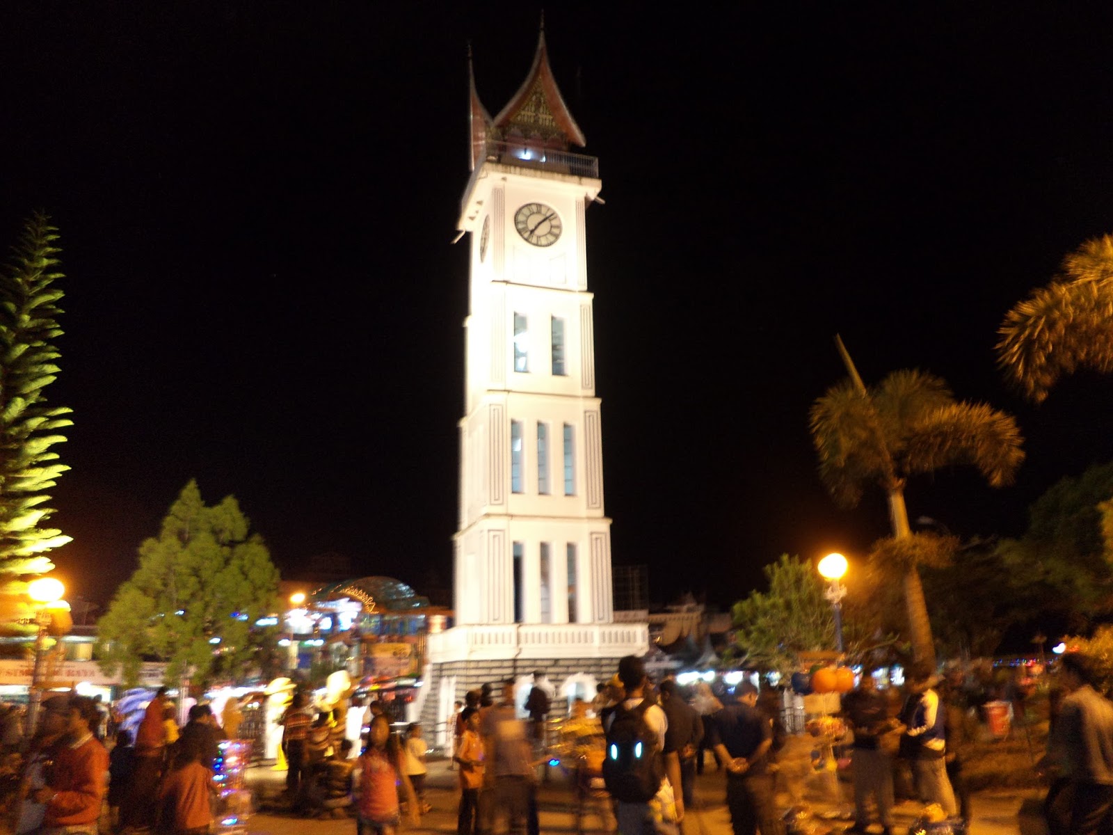 Paket Tour Padang Bukittinggi 3 hari 2 Malam. | Travel Pekanbaru