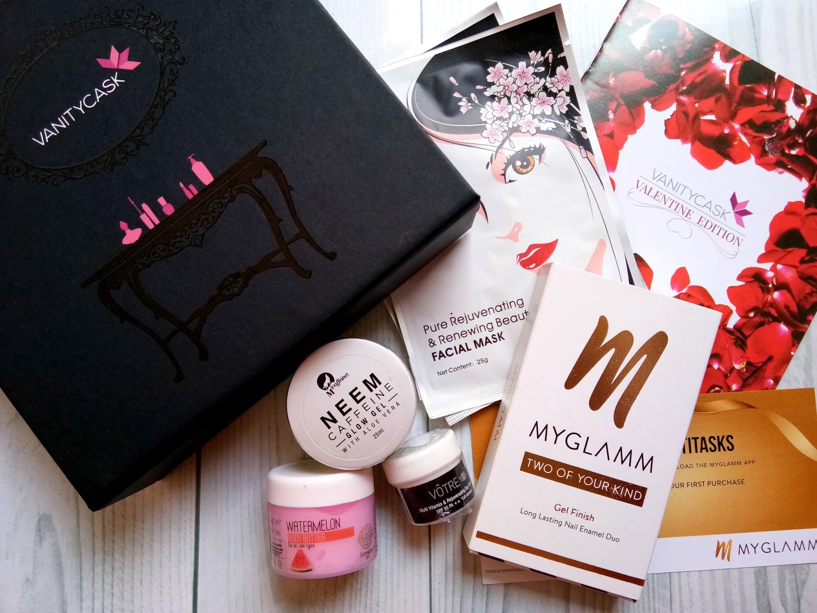 Makeup and beauty !!! UNBOXING VANITYCASK FEBRUARY VALENTINE EDITION BOX