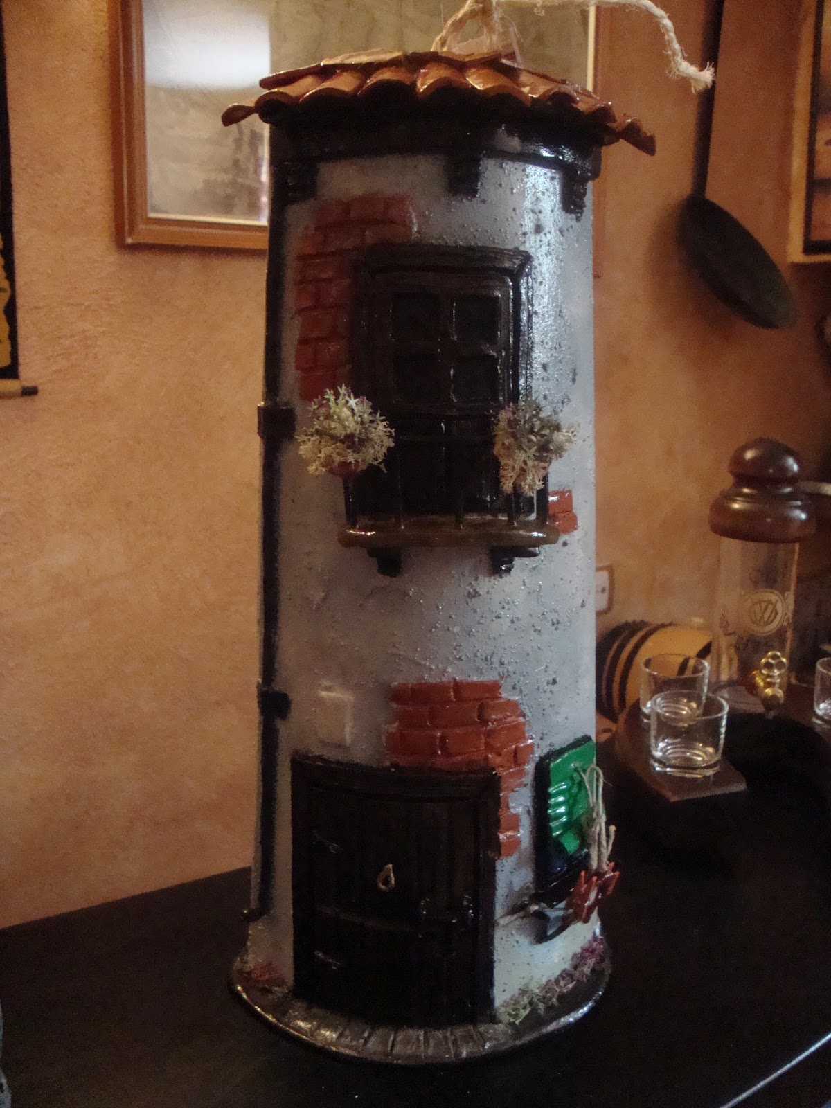 TEJAS DECORADAS: TEJAS variadas 40€