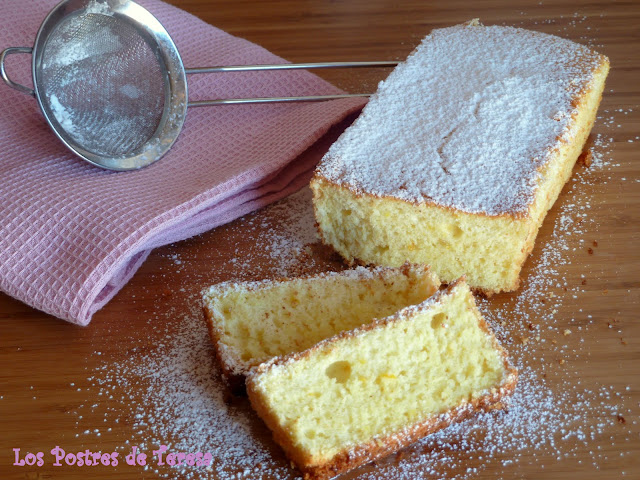  Bizcocho de Claras con Naranja y Almendra 
