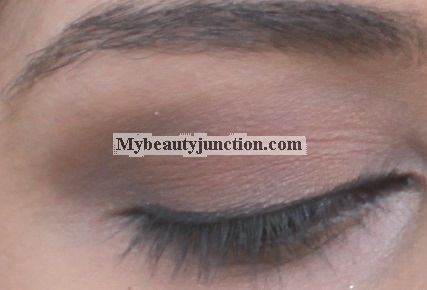 EOTD: Matte neutral smoky eye makeup look with Too Faced A Few Of My Favourite Things