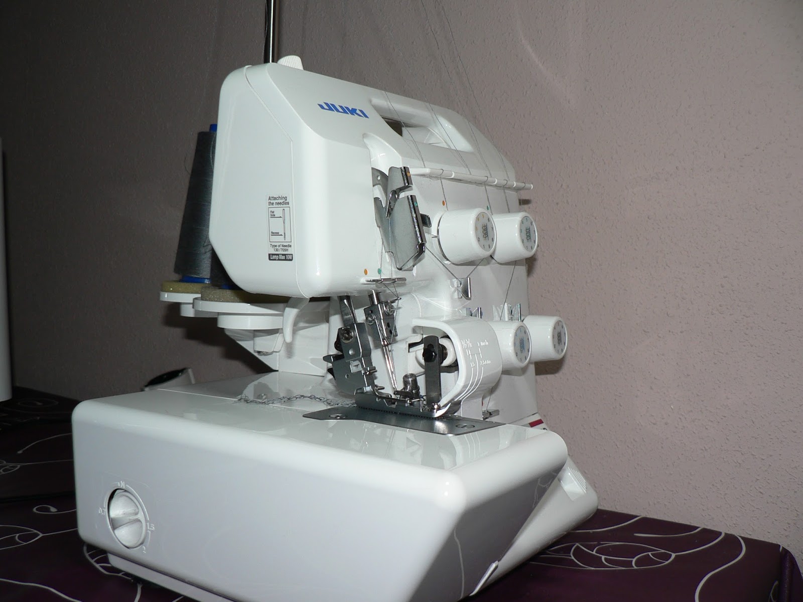 La costurera entrometida Review Remalladora Juki MO644D