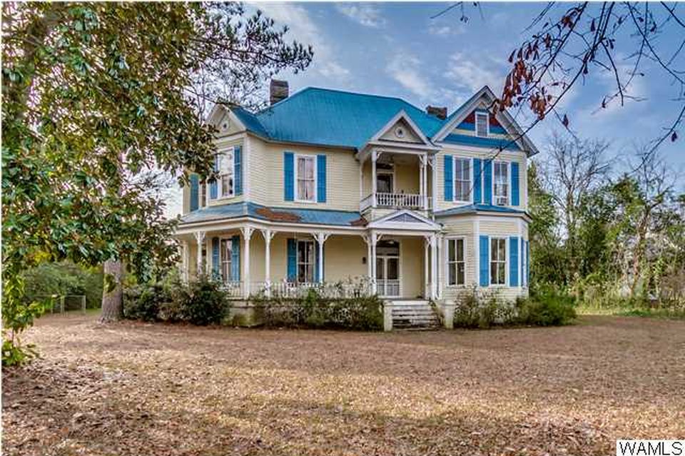 Sweet House Dreams 1900 Victorian in Greensboro, Alabama