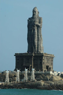 the 133 ft Thiruvalluvar Statue at Vivekananda Rock Memorial in Kanyakumari