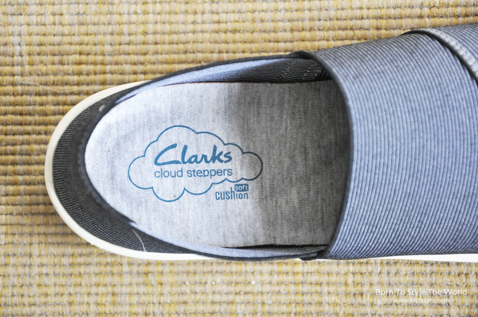 clarks cloud steppers