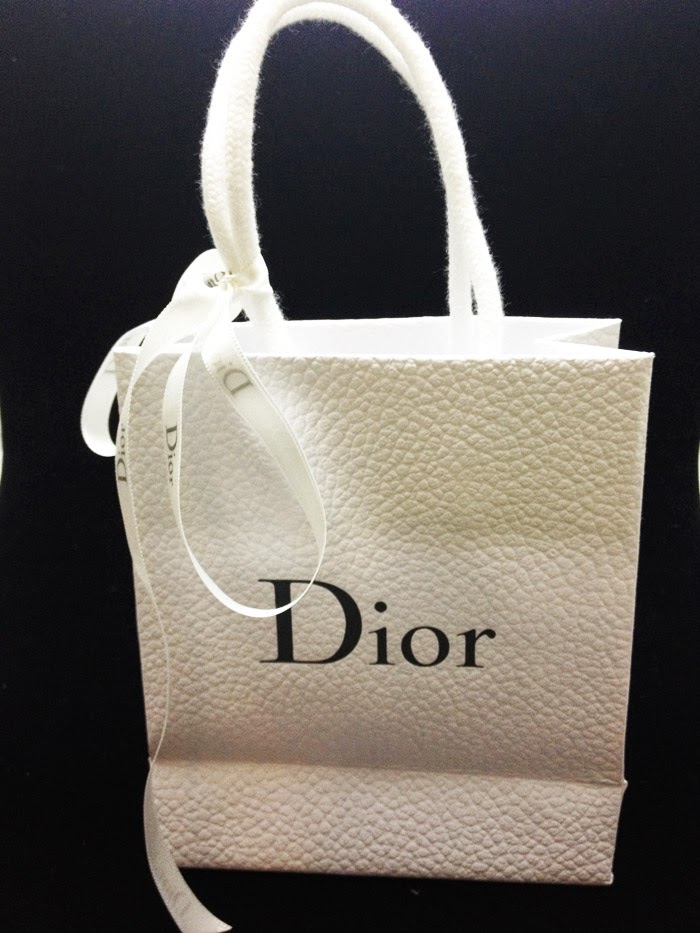 Dior earrings Review Product BNIB 100 AUTHENTIC Christian Dior Mise En Dior Tribal Red Matte