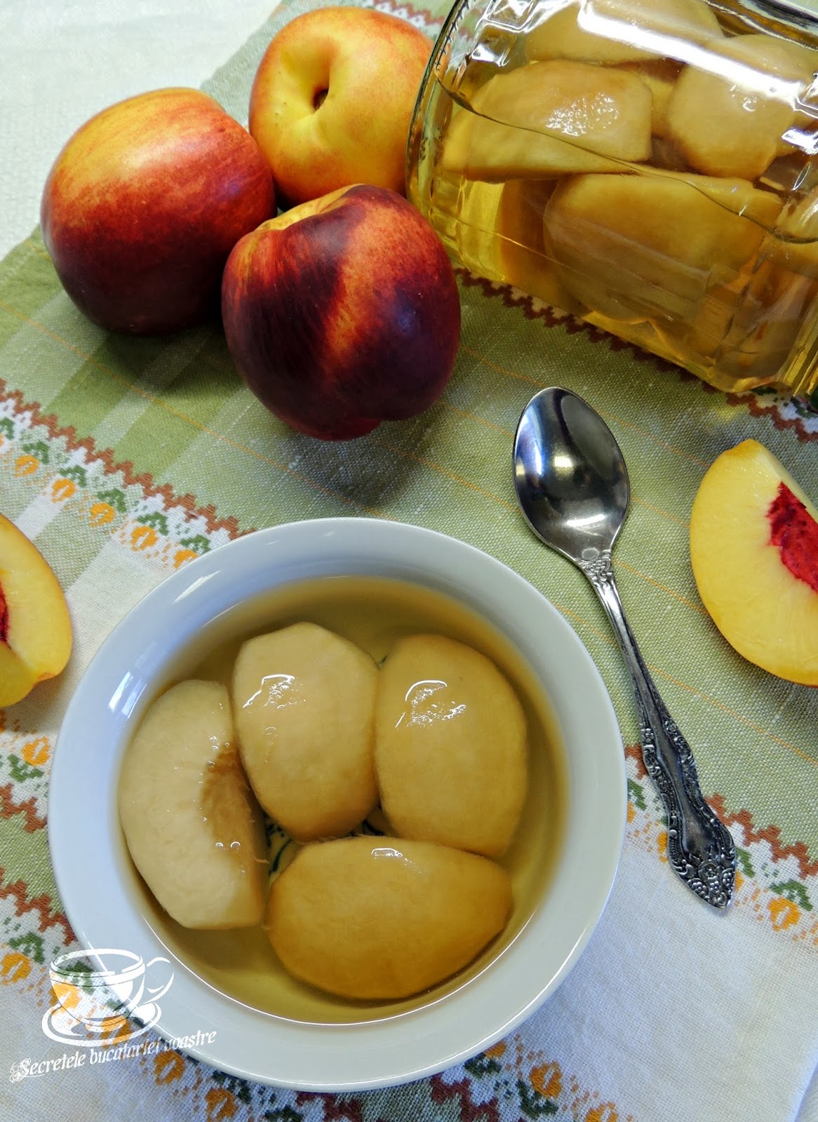 NECTARINE IN SIROP CARAMEL